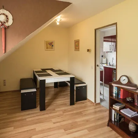 Rum i privatbostad Gaestezimmer Strauss Kottenheim