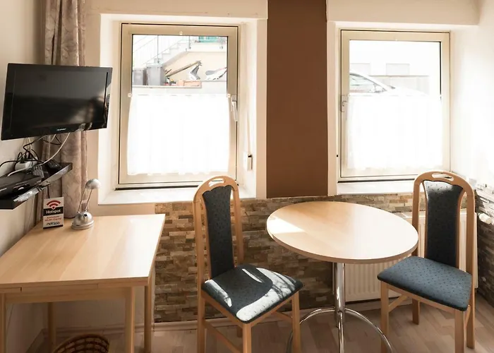 Gästezimmer Strauß Privatunterkunft *