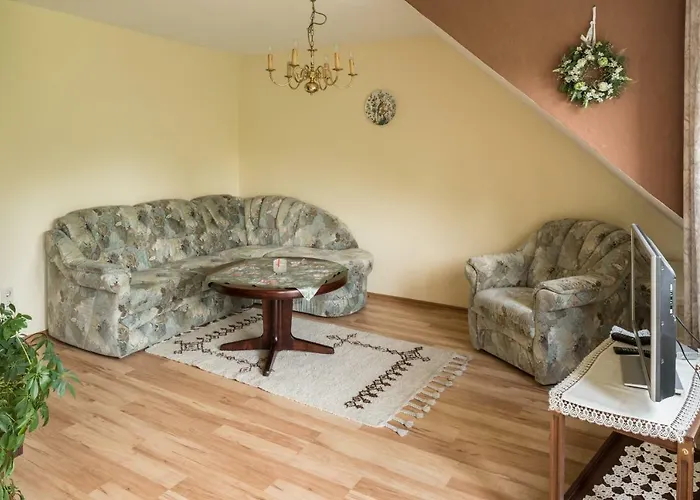 Gästezimmer Strauß Privatunterkunft *